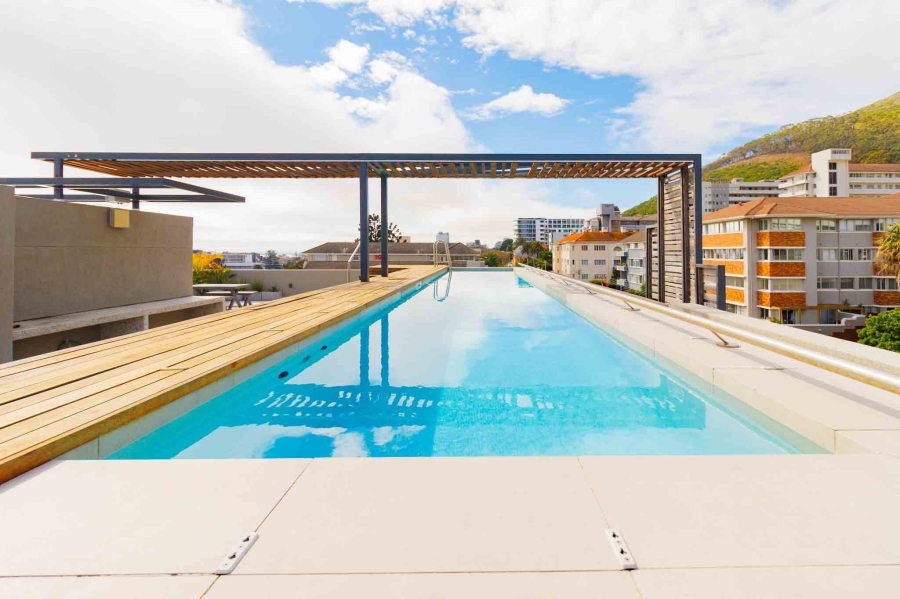 To Let 1 Bedroom Property for Rent in Sea Point Western Cape